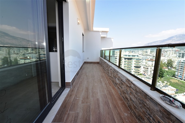 اطلالة بحر مباشرة - دوبلكس فاخرة 4 غرف وصالة - في مهموتلار / الانيا 