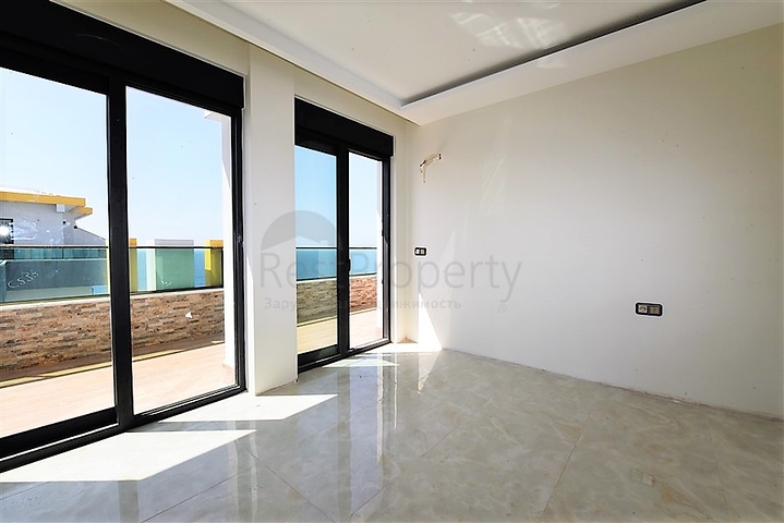 اطلالة بحر مباشرة - دوبلكس فاخرة 4 غرف وصالة - في مهموتلار / الانيا 