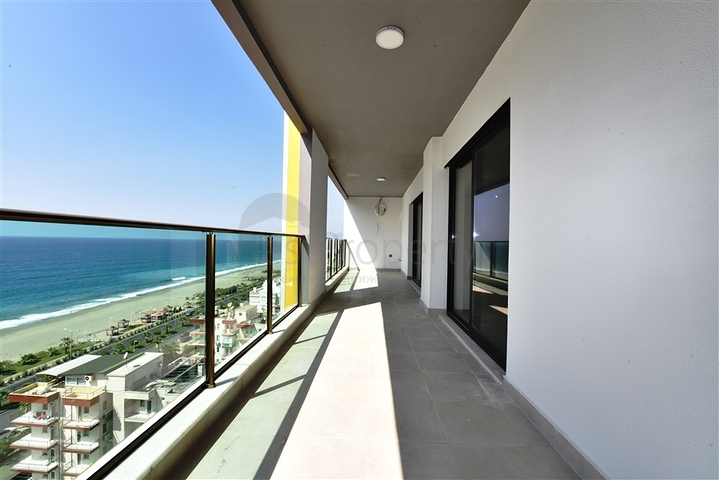 اطلالة بحر مباشرة - دوبلكس فاخرة 4 غرف وصالة - في مهموتلار / الانيا 