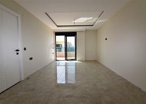 اطلالة بحر مباشرة - دوبلكس فاخرة 4 غرف وصالة - في مهموتلار / الانيا 