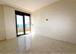 اطلالة بحر مباشرة - دوبلكس فاخرة 4 غرف وصالة - في مهموتلار / الانيا 