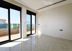 اطلالة بحر مباشرة - دوبلكس فاخرة 4 غرف وصالة - في مهموتلار / الانيا 