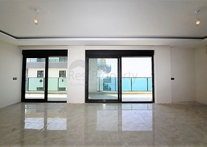 اطلالة بحر مباشرة - دوبلكس فاخرة 4 غرف وصالة - في مهموتلار / الانيا 