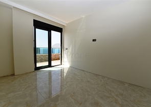 اطلالة بحر مباشرة - دوبلكس فاخرة 4 غرف وصالة - في مهموتلار / الانيا 