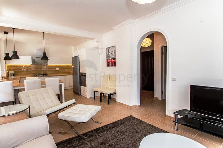 شقة قريبة من المركز والبحر- مؤثثة - في منطقة اوبا / الانيا 