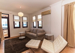 شقة قريبة من المركز والبحر- مؤثثة - في منطقة اوبا / الانيا 