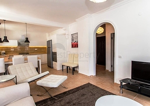 شقة قريبة من المركز والبحر- مؤثثة - في منطقة اوبا / الانيا 