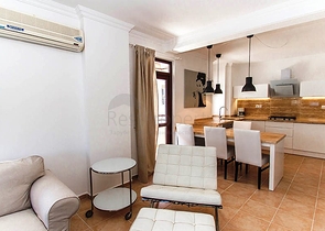 شقة قريبة من المركز والبحر- مؤثثة - في منطقة اوبا / الانيا 