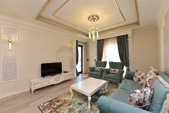 اطلالة بحر - مجمع فاخر - شقة غرفتين وصالة - في مركز المدينة / الانيا