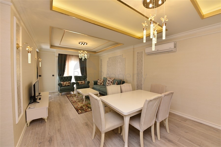 اطلالة بحر - مجمع فاخر - شقة غرفتين وصالة - في مركز المدينة / الانيا