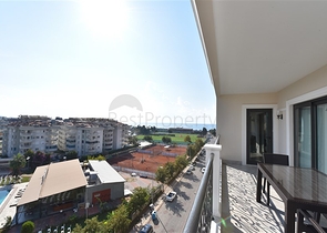 اطلالة بحر - مجمع فاخر - شقة غرفتين وصالة - في مركز المدينة / الانيا