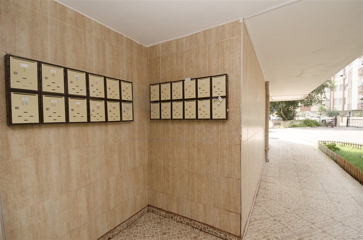 شقة واسعة 3 + 1 مع أثاث في كونيالتي أنطاليا