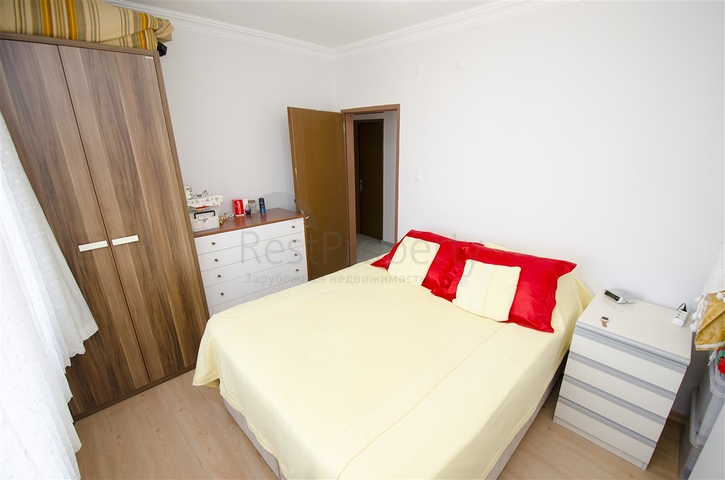 شقة واسعة 3 + 1 مع أثاث في كونيالتي أنطاليا