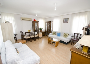 شقة واسعة 3 + 1 مع أثاث في كونيالتي أنطاليا