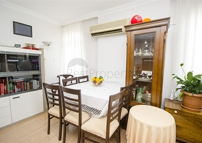 شقة واسعة 3 + 1 مع أثاث في كونيالتي أنطاليا