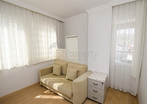 شقة واسعة 3 + 1 مع أثاث في كونيالتي أنطاليا