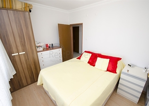 شقة واسعة 3 + 1 مع أثاث في كونيالتي أنطاليا