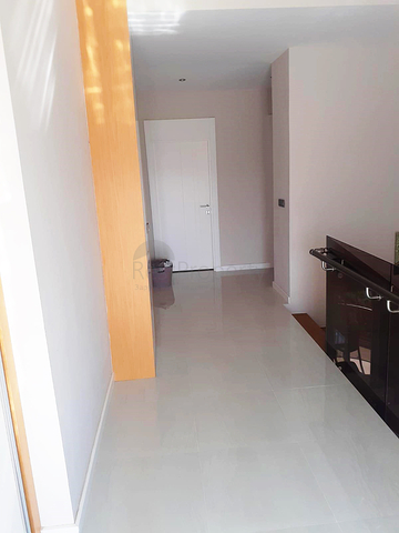 بنتهاوس واسع 4 + 1 في اونجالي كونيالتي