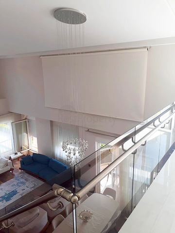 بنتهاوس واسع 4 + 1 في اونجالي كونيالتي