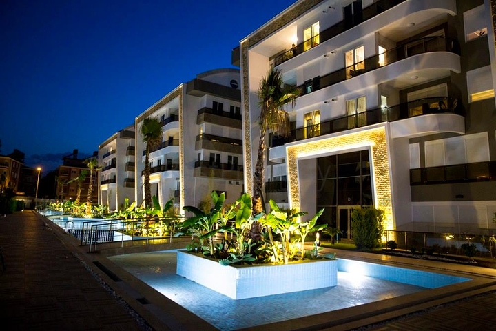 بنتهاوس واسع 4 + 1 في اونجالي كونيالتي