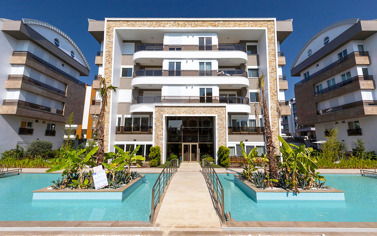 بنتهاوس واسع 4 + 1 في اونجالي كونيالتي