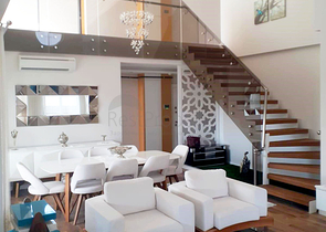 بنتهاوس واسع 4 + 1 في اونجالي كونيالتي