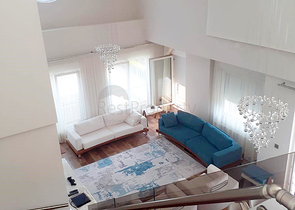 بنتهاوس واسع 4 + 1 في اونجالي كونيالتي