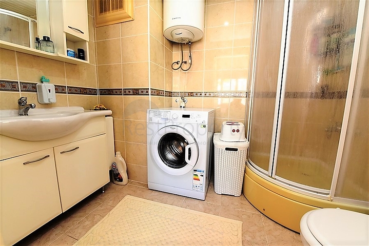 شقة غرفتين وصالة مفروشة - في منطقة اوبا المركزية 