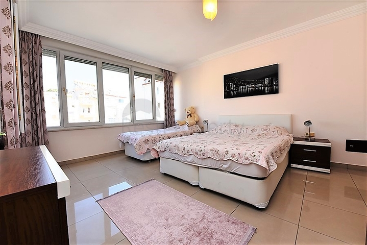 شقة غرفتين وصالة مفروشة - في منطقة اوبا المركزية 