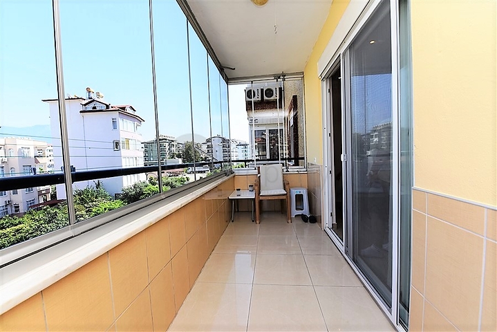 شقة غرفتين وصالة مفروشة - في منطقة اوبا المركزية 