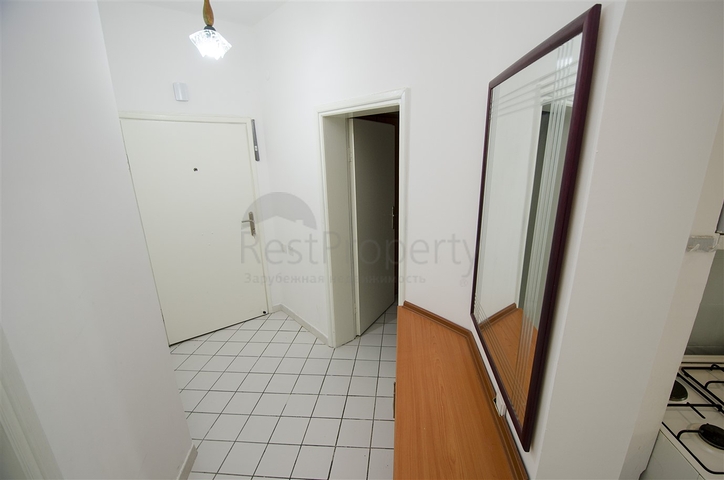 شقة 1 + 1 مع أثاث 5 دقائق من البحر في أنطاليا