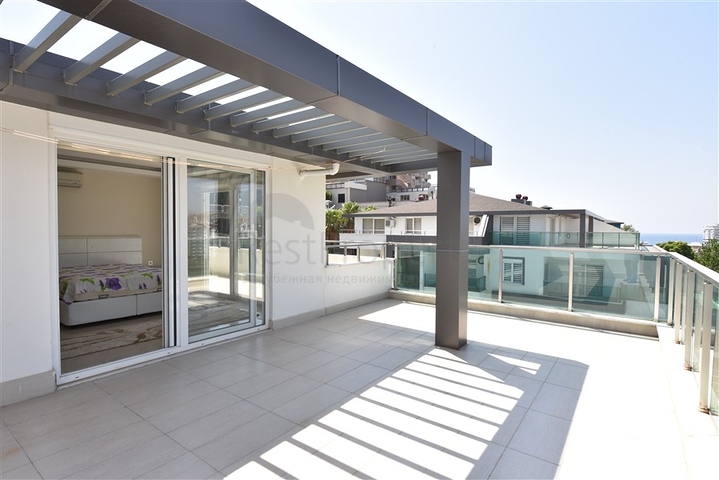 مع تراس واسع - دوبلكس مؤثثة - تصميم 3 غرف وصالة - ضمن مجمع سكني / كاستل / الانيا 