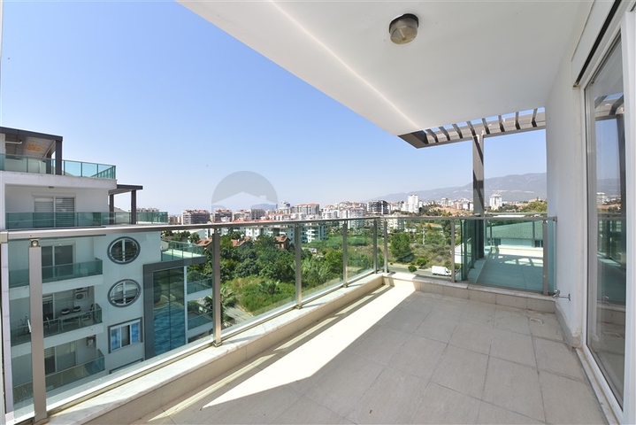 مع تراس واسع - دوبلكس مؤثثة - تصميم 3 غرف وصالة - ضمن مجمع سكني / كاستل / الانيا 