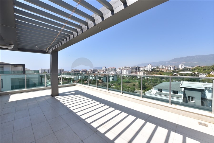 مع تراس واسع - دوبلكس مؤثثة - تصميم 3 غرف وصالة - ضمن مجمع سكني / كاستل / الانيا 