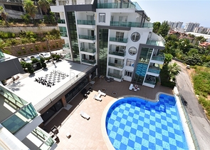 مع تراس واسع - دوبلكس مؤثثة - تصميم 3 غرف وصالة - ضمن مجمع سكني / كاستل / الانيا 