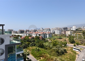 مع تراس واسع - دوبلكس مؤثثة - تصميم 3 غرف وصالة - ضمن مجمع سكني / كاستل / الانيا 