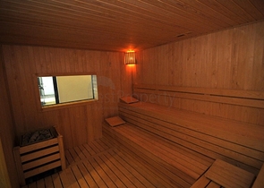 مع تراس واسع - دوبلكس مؤثثة - تصميم 3 غرف وصالة - ضمن مجمع سكني / كاستل / الانيا 