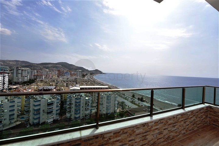 دوبلكس باطلالة بحرية مباشرة - 4 غرف وصالة - ضمن مجمع سكني - في مهموتلار / الانيا 