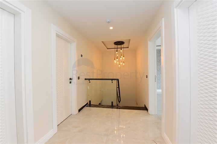 دوبلكس باطلالة بحرية مباشرة - 4 غرف وصالة - ضمن مجمع سكني - في مهموتلار / الانيا 