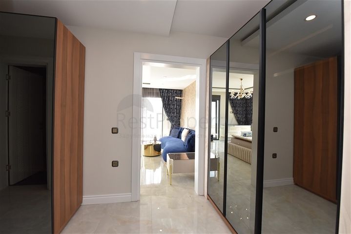 دوبلكس باطلالة بحرية مباشرة - 4 غرف وصالة - ضمن مجمع سكني - في مهموتلار / الانيا 