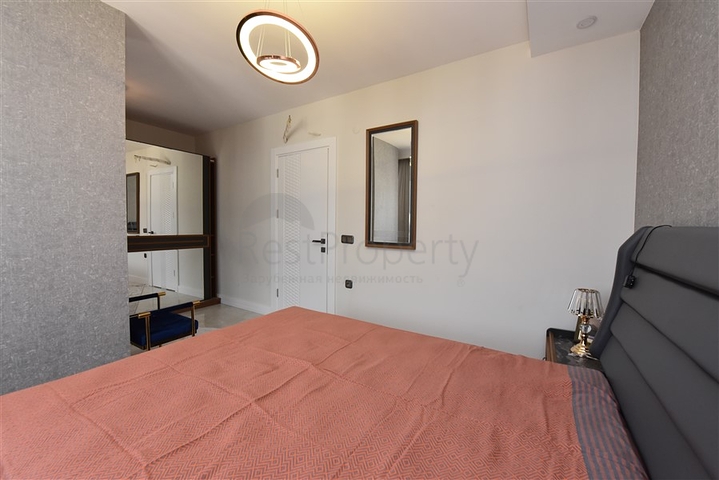 دوبلكس باطلالة بحرية مباشرة - 4 غرف وصالة - ضمن مجمع سكني - في مهموتلار / الانيا 