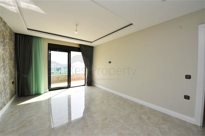 دوبلكس باطلالة بحرية مباشرة - 4 غرف وصالة - ضمن مجمع سكني - في مهموتلار / الانيا 