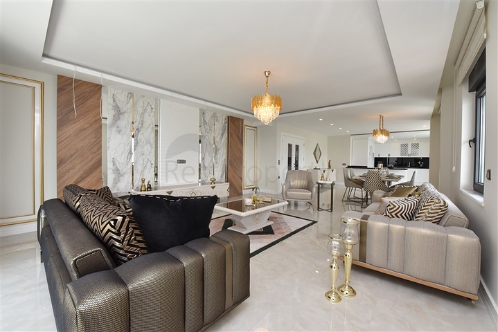 دوبلكس باطلالة بحرية مباشرة - 4 غرف وصالة - ضمن مجمع سكني - في مهموتلار / الانيا 