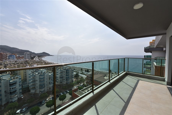 دوبلكس باطلالة بحرية مباشرة - 4 غرف وصالة - ضمن مجمع سكني - في مهموتلار / الانيا 