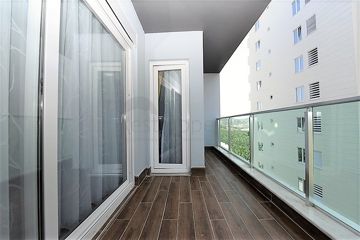 شقة مفروشة 1 + 1 في مجمع جديد 