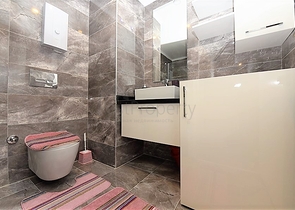 شقة مفروشة 1 + 1 في مجمع جديد 