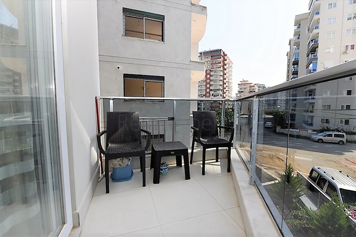 شقة جديدة وبسعر مناسب - غرفة وصالة مفروشة - في مهموتلار / الانيا 