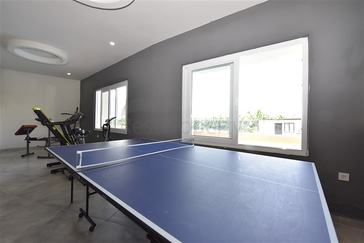 شقة جديدة وبسعر مناسب - غرفة وصالة مفروشة - في مهموتلار / الانيا 