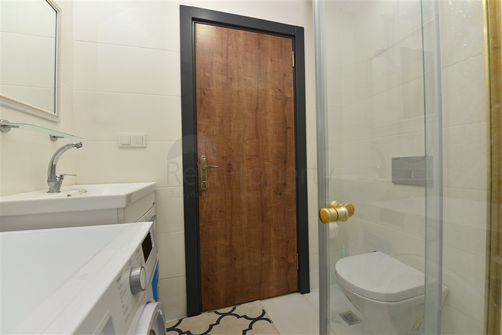 شقة جديدة وبسعر مناسب - غرفة وصالة مفروشة - في مهموتلار / الانيا 