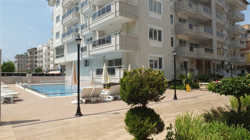 شقة نظيفة مريحة في وسط منطقة أوبا